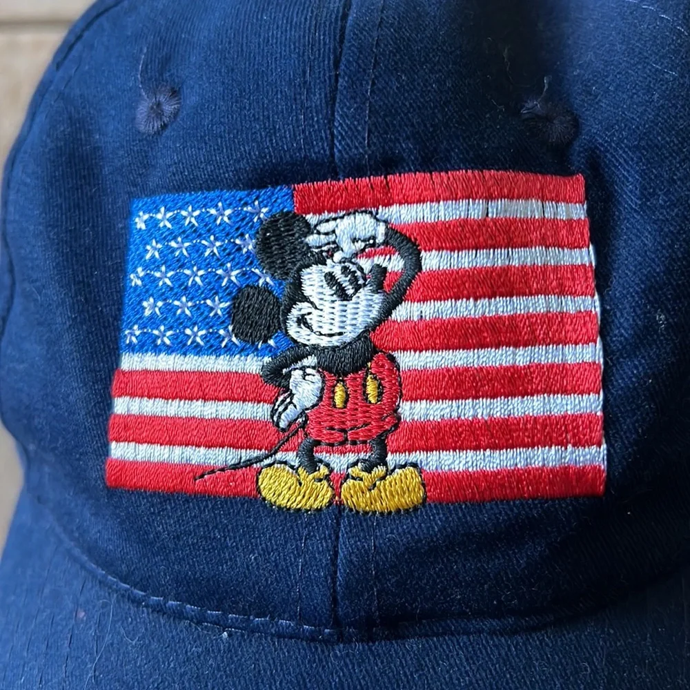 LIKE NEW‎ Disney Store Mickey Mouse American Flag Embroidered Hat Adjustable